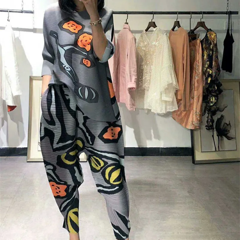Костюм Miyake Женский летняя новая стильная модная Европейская станция редиска