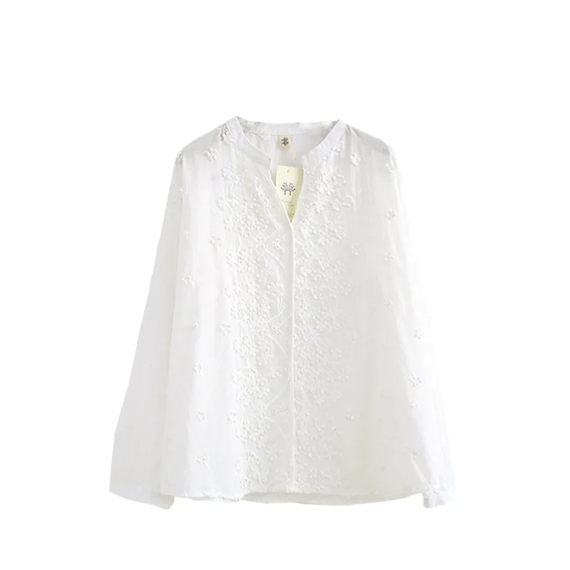 2019 Women's Fashion V-neck Long-sleeved Embroidered Three-dimensional Flower Loose Pullover White Shirt |