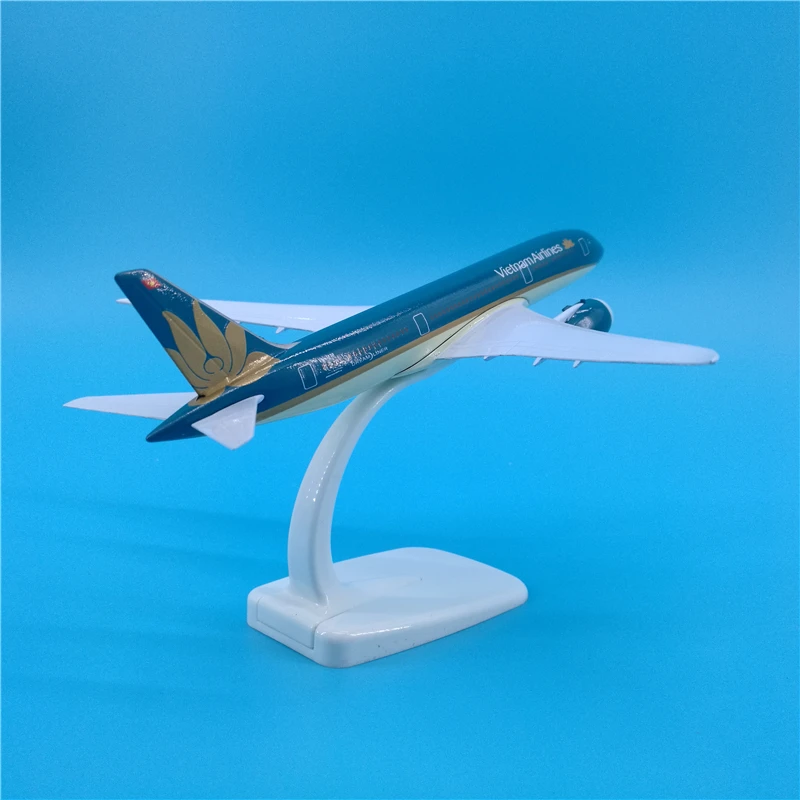 20 см B787 Вьетнам авиакомпаний модель самолета Boeing 787 Аэробус дыхательные пути