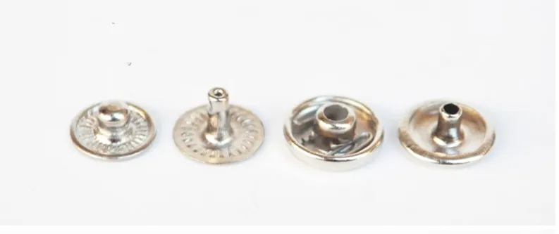 silver Blyth Кукла Одежда инструменты 6 мм/8 мм Мини четыре пряжки ручные стучки инструменты пришить на кнопки Кукла Одежда DIY аксессуары - Цвет: silver
