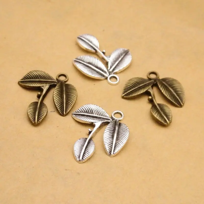 

10pcs/lot Handmade Vintage Charms Three Tree Leaves Pendant Jewelry Findings Antique Bronze/Silver Fit DIY Metal Jewelry Making