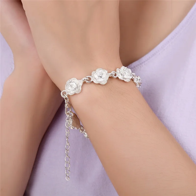 Женский браслет с цветами золотой серебристый | Украшения и аксессуары