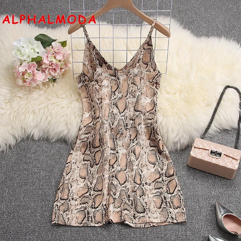 Женское однобортное платье ALPHALMODA ТРАПЕЦИЕВИДНОЕ мини-платье на бретельках со