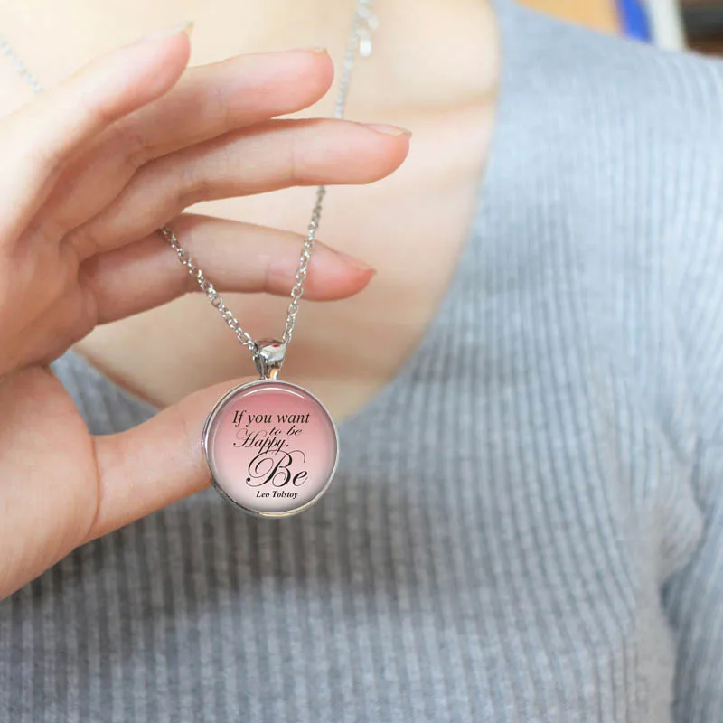 Лео толстое ожерелье цитата если вы хотите быть счастливым. Авторский кулон