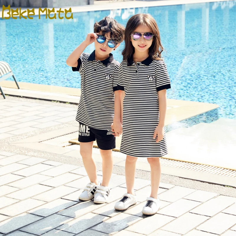 Семейные комплекты 2018 Лето Повседневное в полоску платье для мамы и дочки