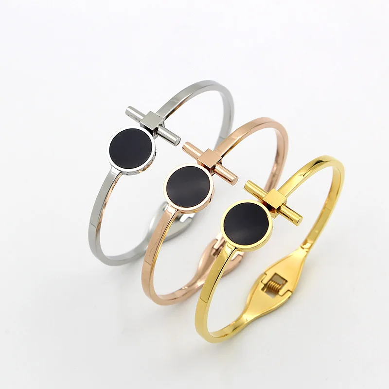 

Fashion Black Round Rose Gold Color / White Gold Color / Yellow Gold Color Titanium Steel Bangle