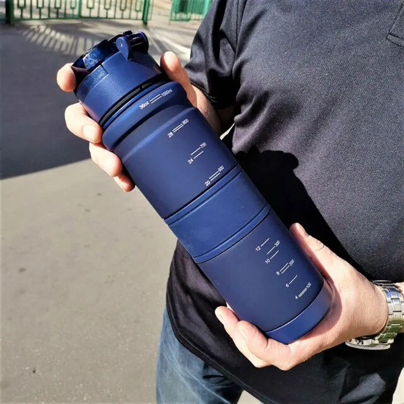Бутылка для воды ZORRI протеиновый спортивный шейкер бутылка заварки фруктов синяя