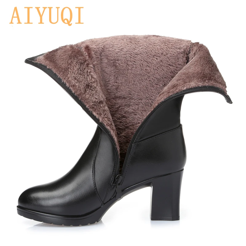 AIYUQI; коллекция года; женские зимние ботинки; женские ботинки из натуральной кожи; теплая шерсть; стразы; Модные женские ботинки с бахромой на высоком каблуке