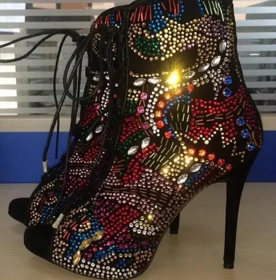2019 Hot Selling Colorful Crystal Embellished Ankle Boots Peep Toe Lace-up Short Bootie Coverd Heels Multi Color Beads | Обувь
