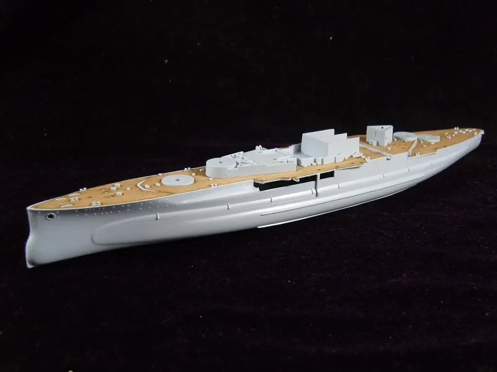 Airfix/A04205 war cruiser деревянная палуба ARTWOX AW50024 Airfix/A04205 war cruiser деревянная палуба ARTWOX AW50024