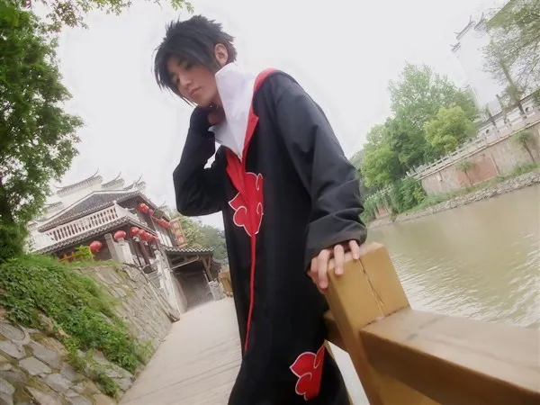 Хэллоуинский костюм Naruto Cosplay, пользующийся популярностью: плащ Akatsuki Uchiha Itachi с капюшоном плюс размер (S-2XL) WA305.