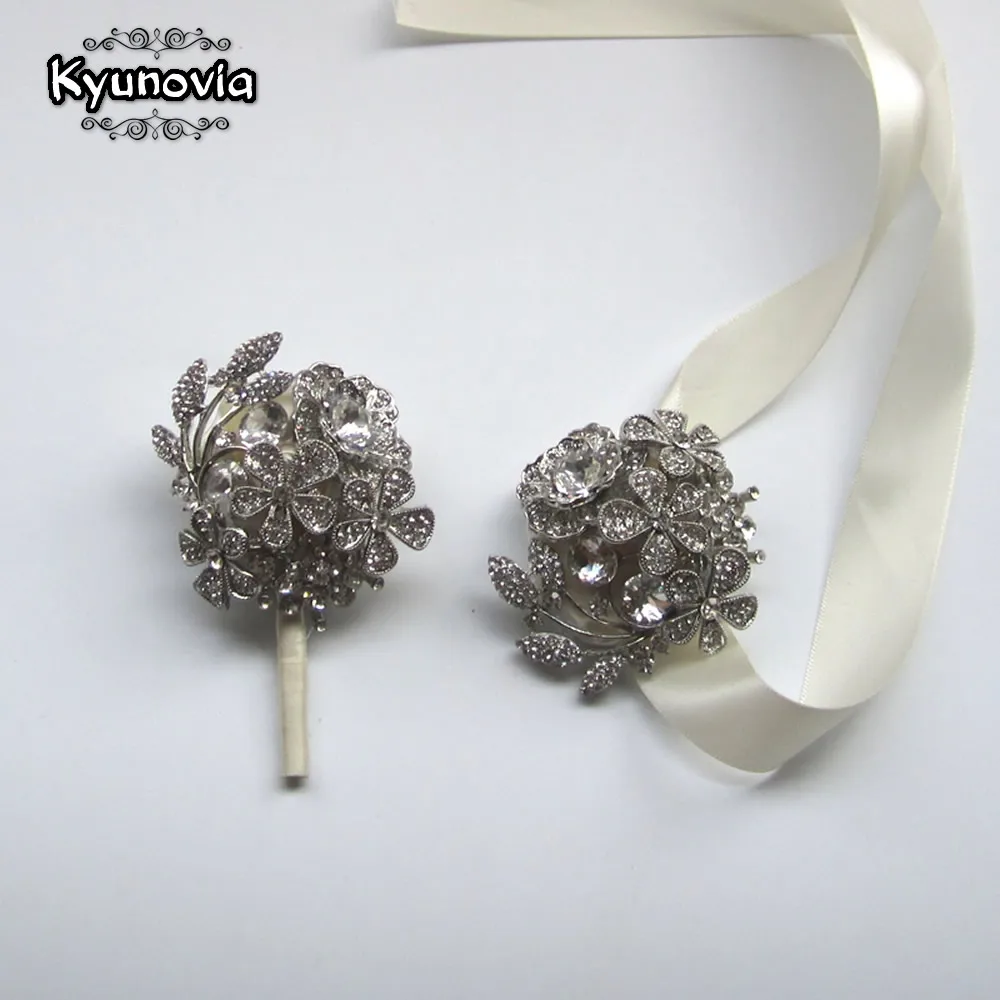 

Kyunovia Wedding Grooms Brooch Boutonniere Ivory Rhinestone Wrist Corsage Groomsmen Buttonhole Prom Crystal Pin Accessories FE9