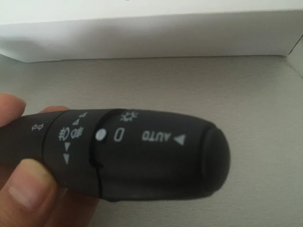 Бесплатная доставка для peugeot 206 301 307 308 3008 405 407 408 переключатель поворотов рулевая