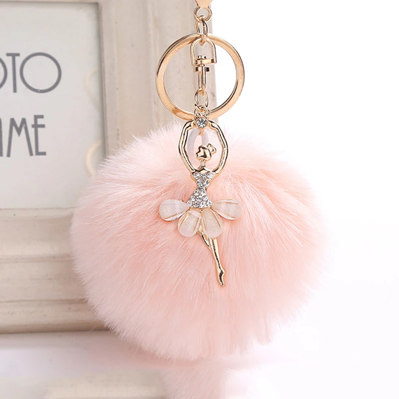 Милый пушистый брелок с изображением Ангела из горного хрусталя меховым