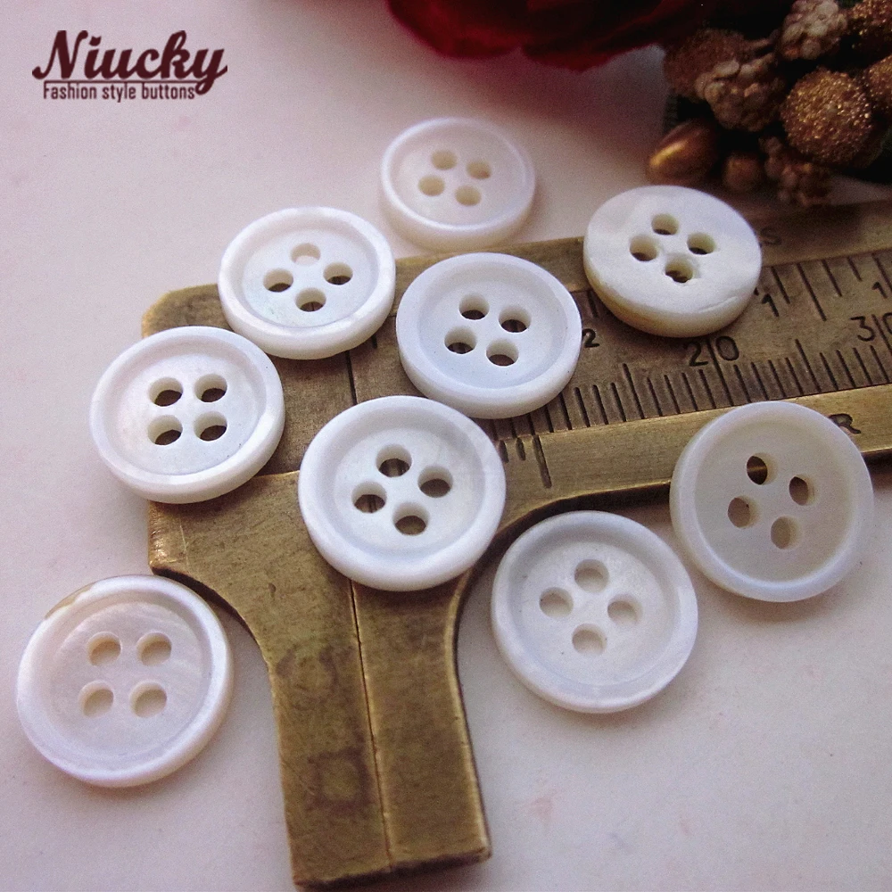 край пуговицы