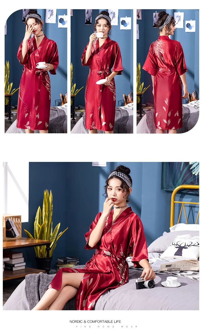 New Pajamas Summer Ladies Large Size Short Sleeve Robe Wholesale Long Silk Printed Sexy Bathrobe