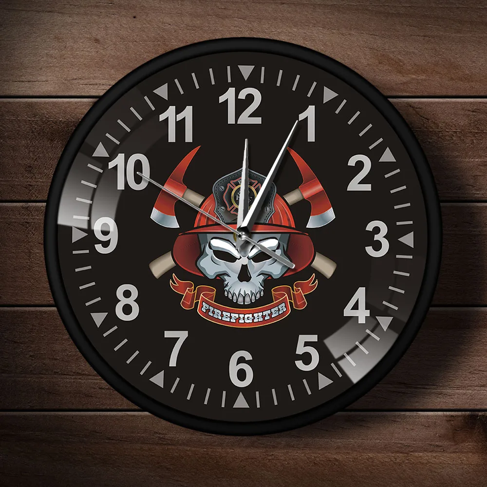 Пожарный череп с перекрещенными осями черный алюминиевый каркас настенный Clcok
