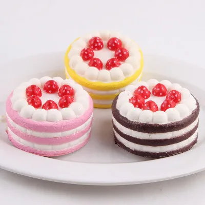 

2018 Cute Strawberry Cake Bread Ice Cream Kid Toys Squishy Squeeze Toy Slow Rising Relieves Stress Anxiety Attention To Adult