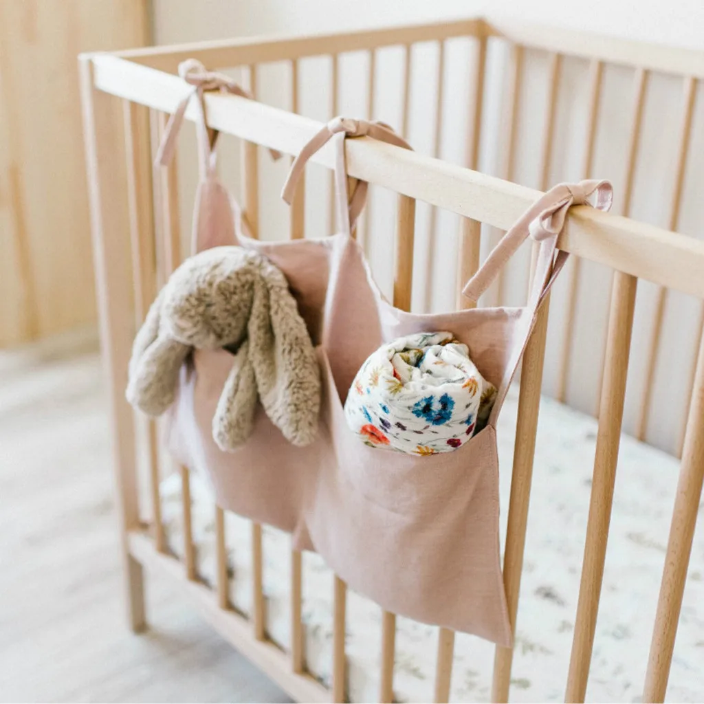 

Baby Bedside Storage Bag Baby Pockets Cot Bed Hanging Bag Crib Organizer Toy Diaper Pocket for Crib Bedding Bed Bumper 50x30CM