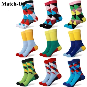 Парные мужские цветные хлопковые носки много новых стилей