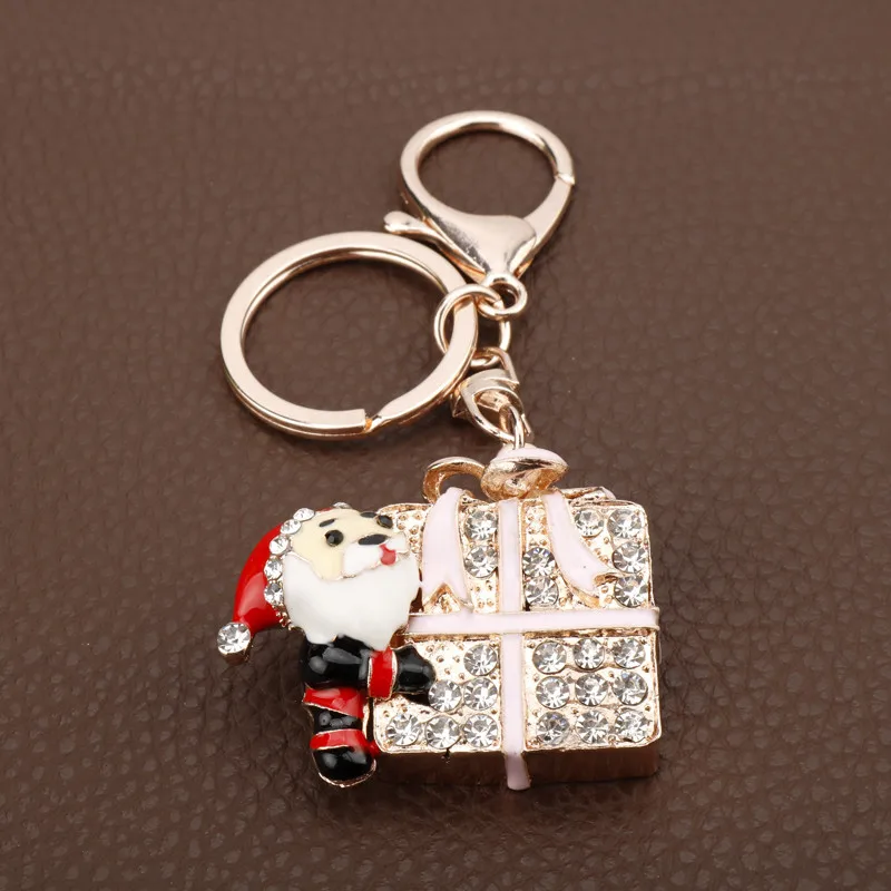 

Christmas Gift Santa Claus Key Chains Women Jewelry Car Keyholder Handbags Bag Trinkets Key Ring Festival Keychain