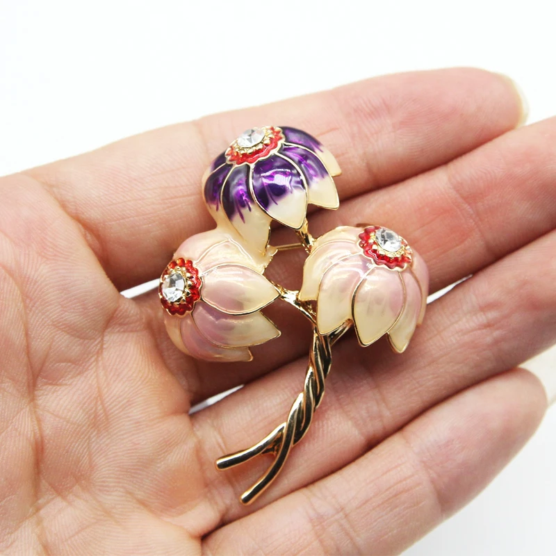 New purple Enamel pins Flowers brooches for Women and Girls Dress Coat jewelry buckles Wedding brooch Lotus corsage | Украшения и
