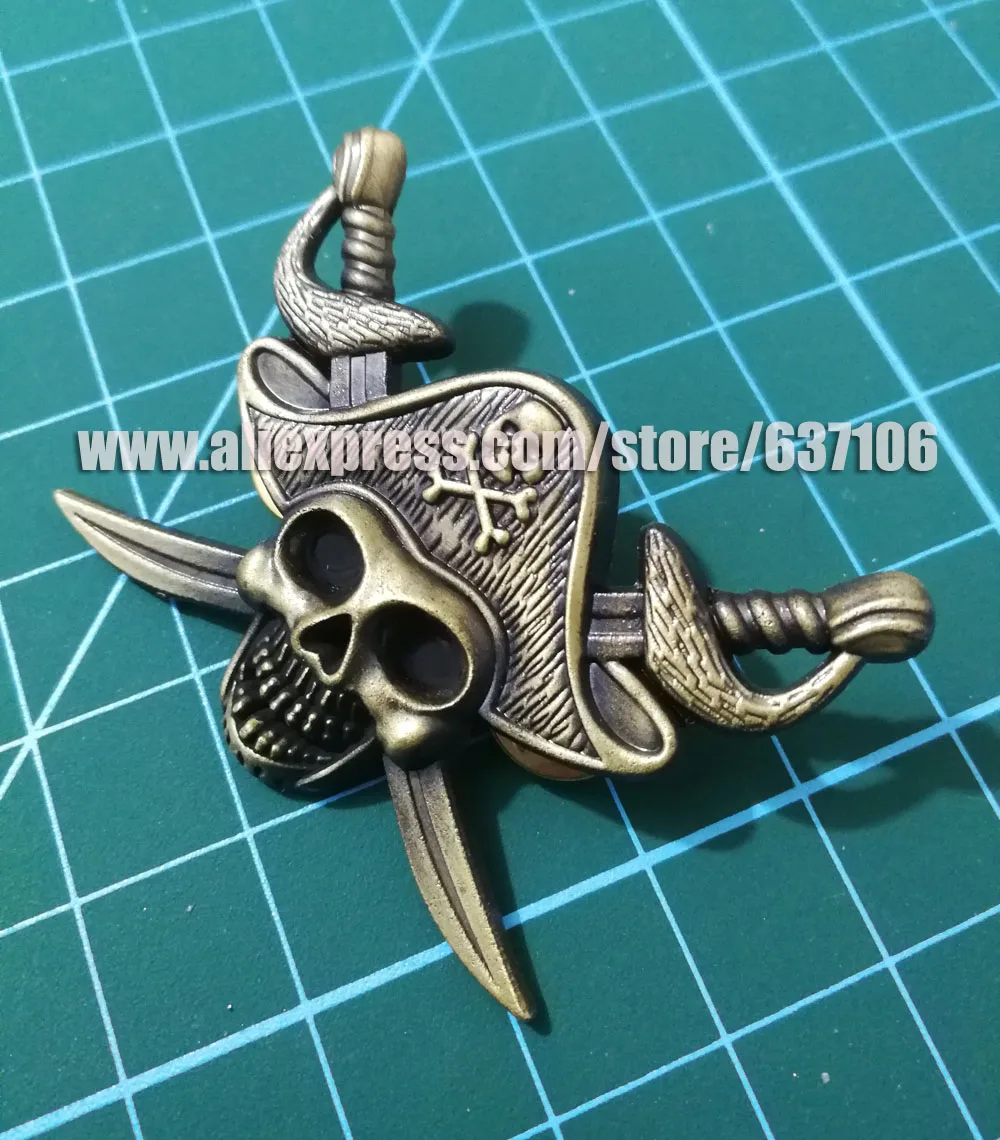 MOTORCYCLE BIKER PIRATE PINS BROOCHES FOR JACKET VEST SHOES BAG BELT GARMENT BADGES HAT MOTOR SKULL BUCKLES | Дом и сад