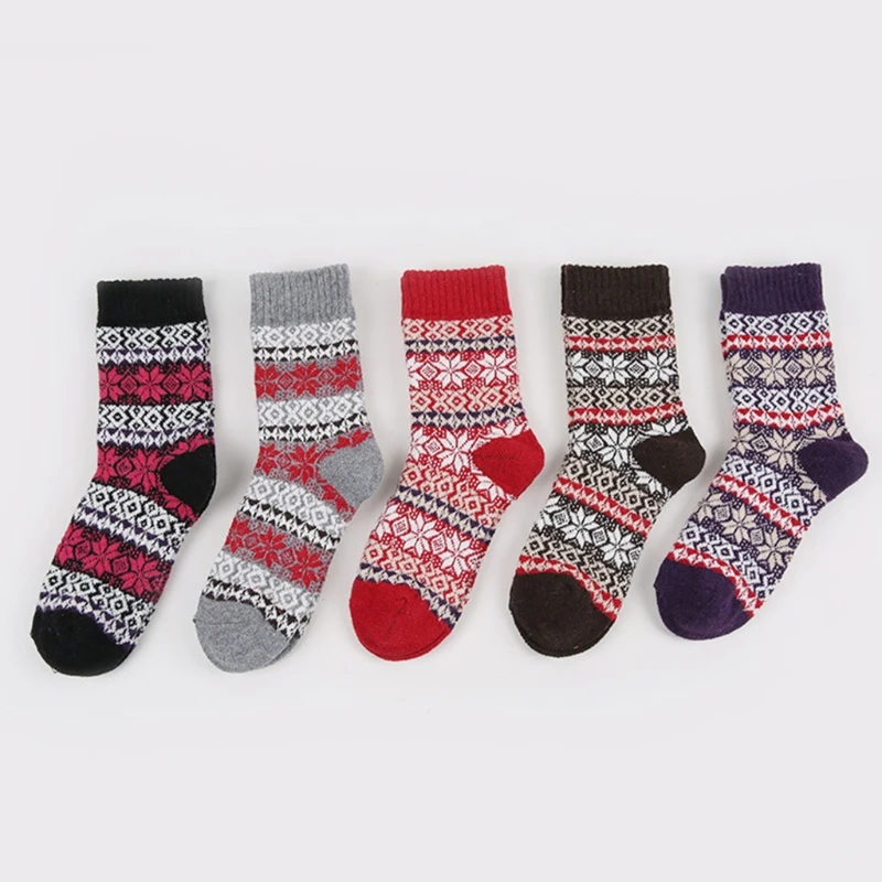 Новые женские носки зимние в Ретро этническом стиле теплые длинные снежинки