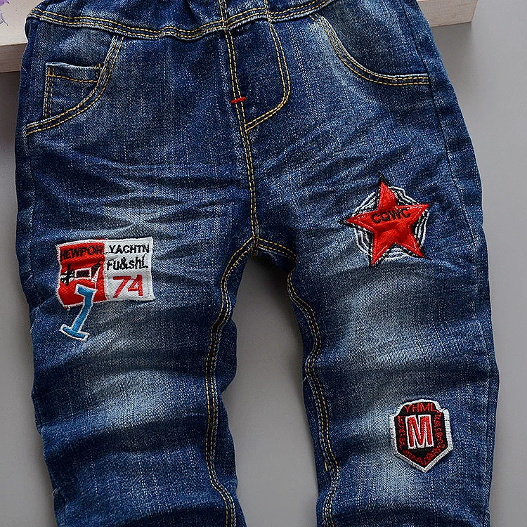 Джинсы для маленьких мальчиков 2 до 6 лет осень-весна новое поступление модные