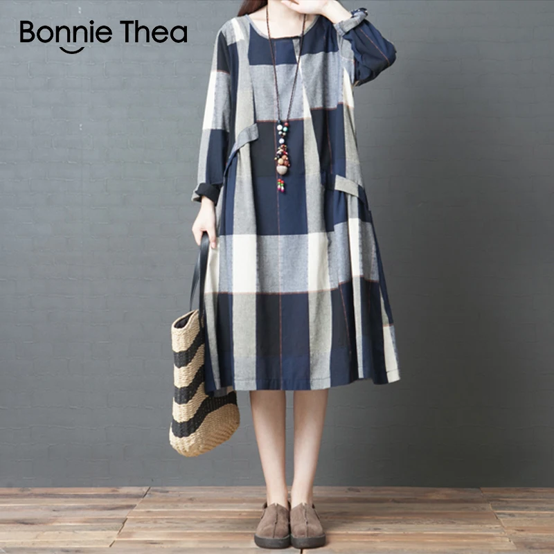Фото Bonniethea 2018 Women Plus Size Cotton Autumn Dress O-Neck Plaid Casual Loose dress woman Large size Mid-Calf Vestidos Женская одежда Bonniethea 2018 Women Plus Size Cotton Autumn Dress O-Neck Plaid Casual Loose dress woman Large size Mid-Calf Vestidos Женская одежда