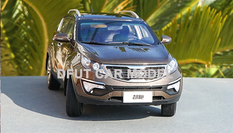 1:18 сплав игрушечный спортивный автомобиль модель sportage R Детские Игрушечные Машинки оригинальные авторизованные подлинные детские игрушки подарок