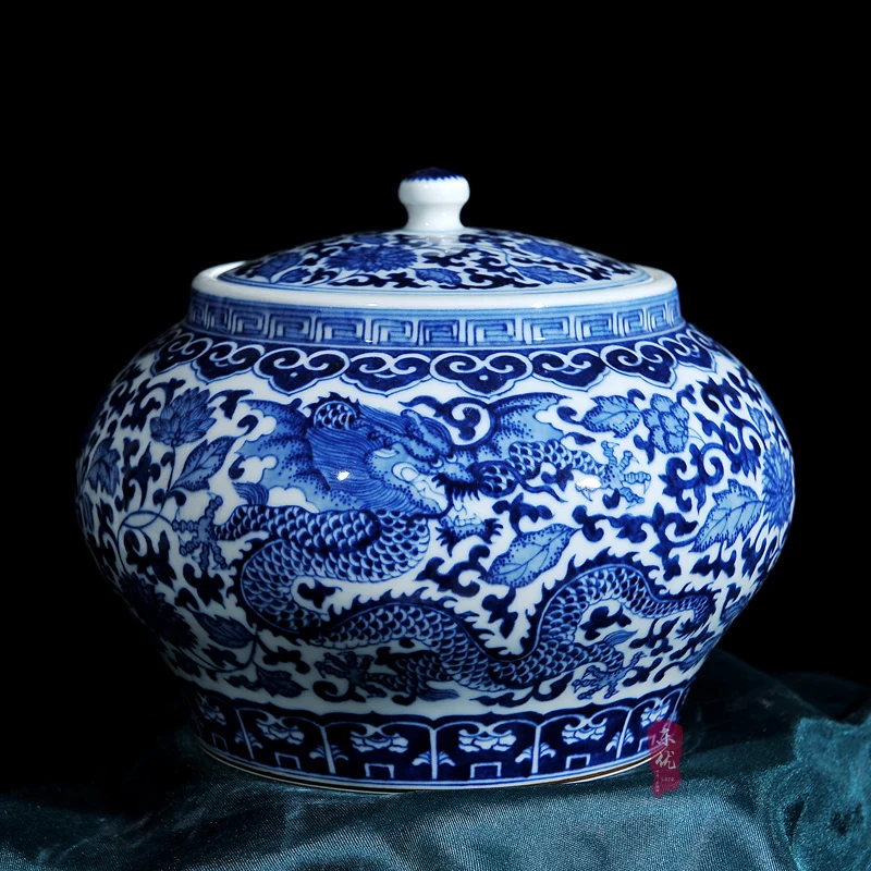 

with blue and white porcelain jar antique hand-painted tank storage tank Home Furnishing snacks fashion ornaments