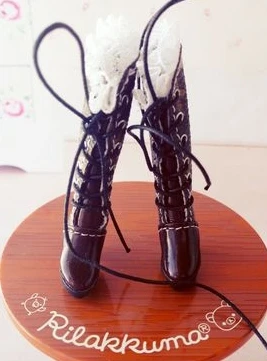 brown Новинка; 1 пара ботинок Blyth Dolls; кружевные ботинки на высоком каблуке со звездами для azone pullip barbis kurhn momoko; 19 шарнирных 1/6; аксессуары для кукол - Цвет: brown