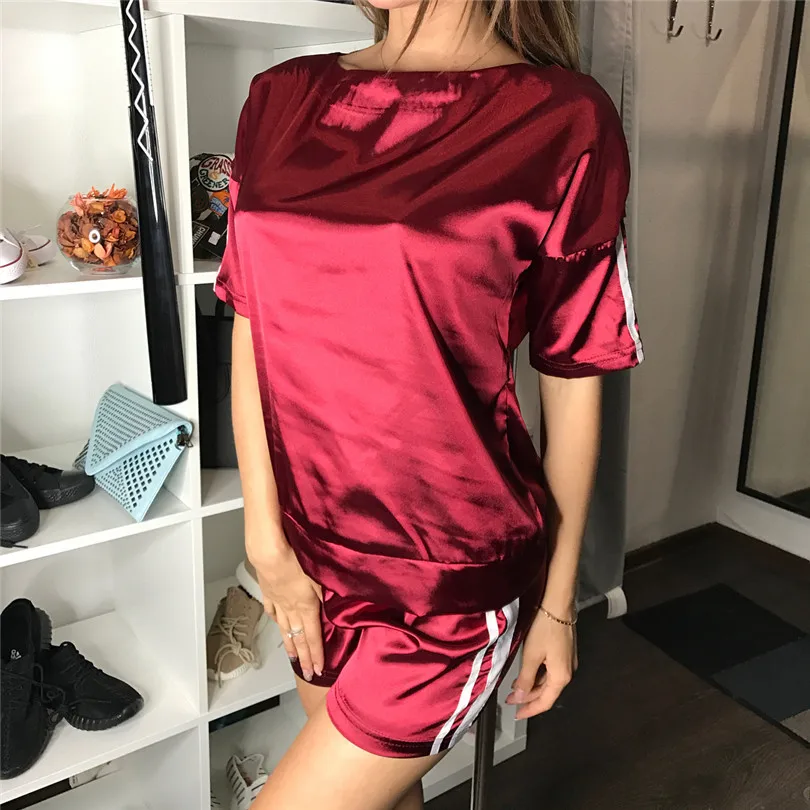 2017 г. женские спортивный костюм короткие брюки + футболка Женская комплект