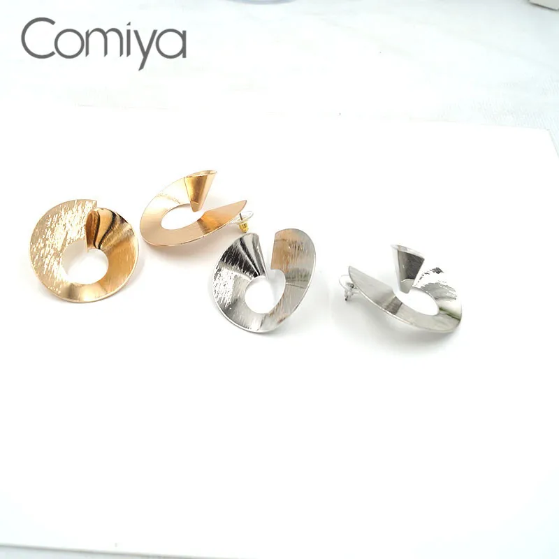 Comiya Stud Earrings Feminino Boucle D'oreille Femme Gold Color Circle Fashion Pendientes Charm Statement Brincos Earring Joyas |
