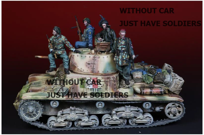 

Новинка 1/35, сборная итальянская Экипировка, Фигурки 4 без автомобиля, набор из смолы, игрушки «сделай сам», Неокрашенная модель из смолы