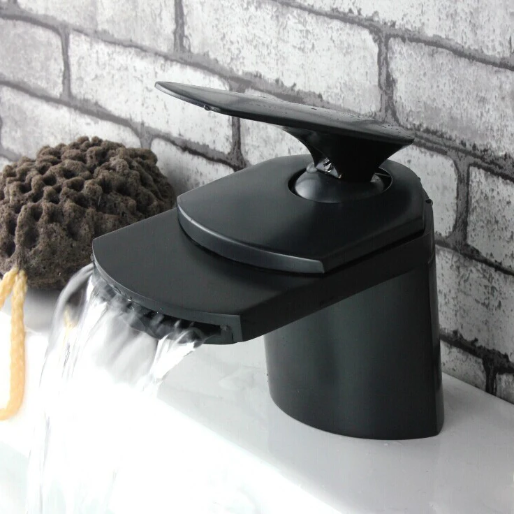 

L15079-роскошный хромированный латунный кран холодной воды для умывальника