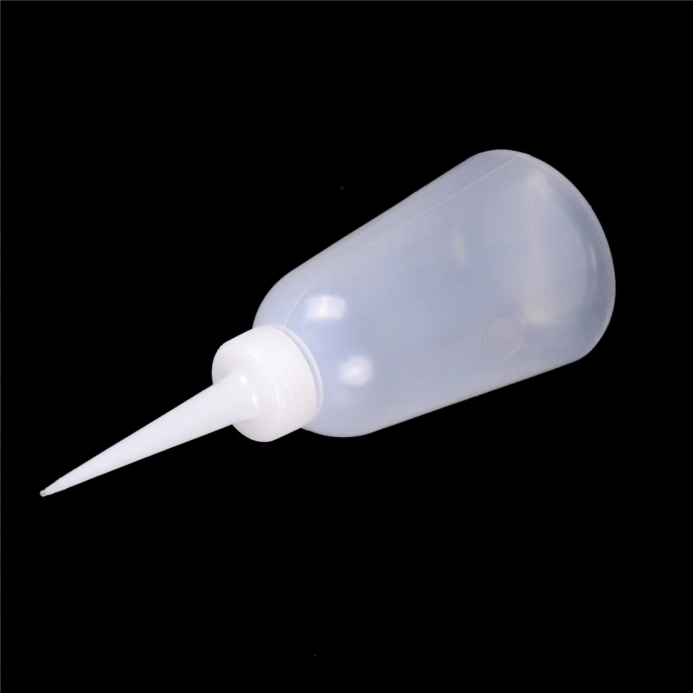 Масленка для смазки швейных. Масленка для смазки швейных. Масленка 666-79 для швейных машин. Пластмассовая масленка для шитья. Маслёнка для смазки машинным маслом пластиковая.