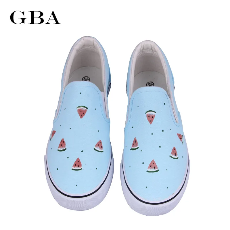 Женская парусиновая обувь с рисунком граффити на весну 2020 | Обувь