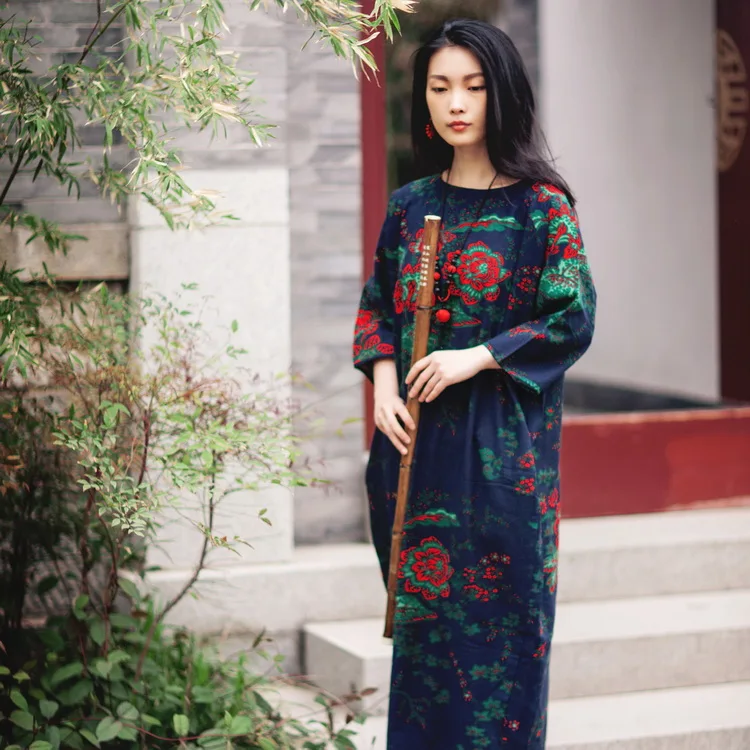 Винтажное красивое зеленое красное цветочное длинное ТРАПЕЦИЕВИДНОЕ женское