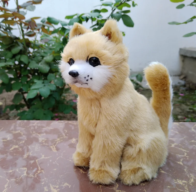 Новая модель для собак Akita пластиковая и меховая сидячая желтая кукла 14x8x17 см