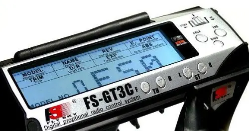 FlySky FS-GT3C 2,4 GHz 3ch передатчик с GR3E приемником для RC автомобилей лодки
