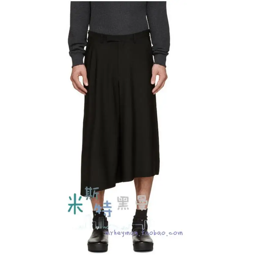 27-44 Men Clothing Wide Leg Pants Personalized Asymmetrical Sweep Pleated Culottes Cropped Pants Hairstylist Skirt 2021 New