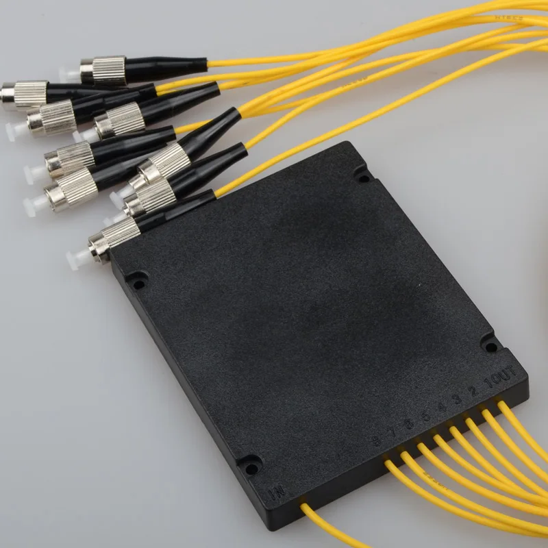 Волоконно оптический сплиттер FC 1: 8 ABS коробка Кассетный Сплиттер ящик FTTH 1 с 1X8