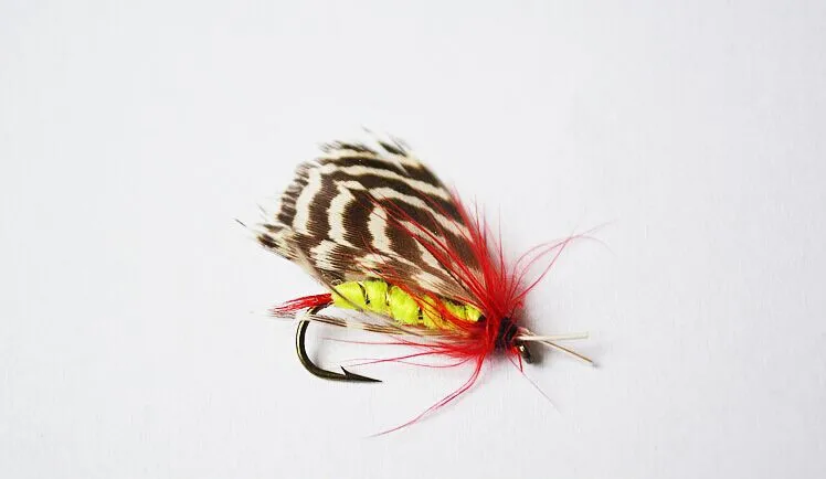 32 шт./Чехол Fly Рыбалка молния подражать пчелы летит насекомых приманки