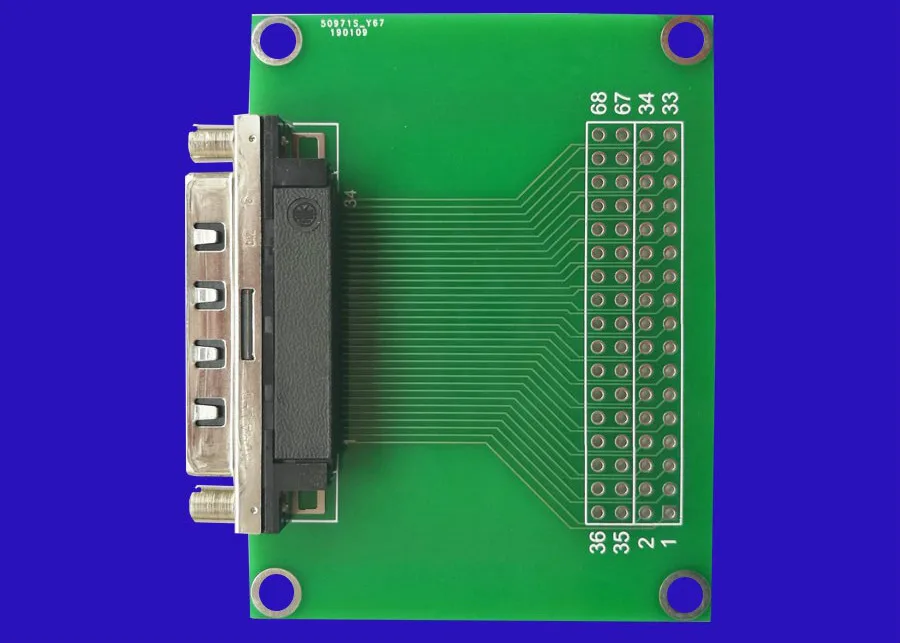 

VHDCI 68 маленькая шина SCSI 68 распределительная панель с винтами
