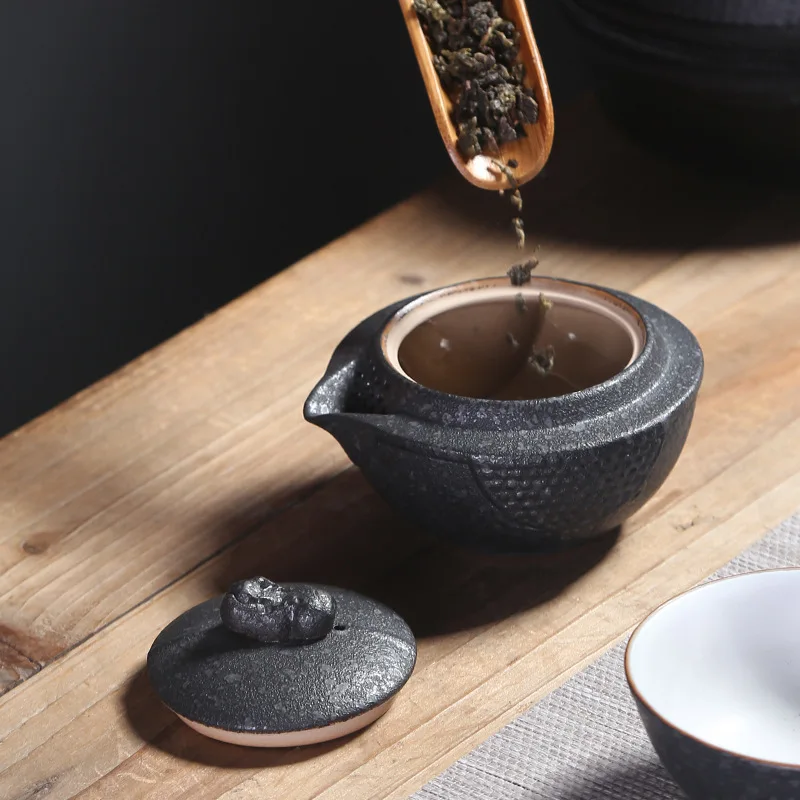

Chinese Purple Sand Kung Fu Tea Set Ceramic Portable Teapot Set Outdoor Travel Gaiwan Tea Cups Of Tea Ceremony Teacup Fine Gift