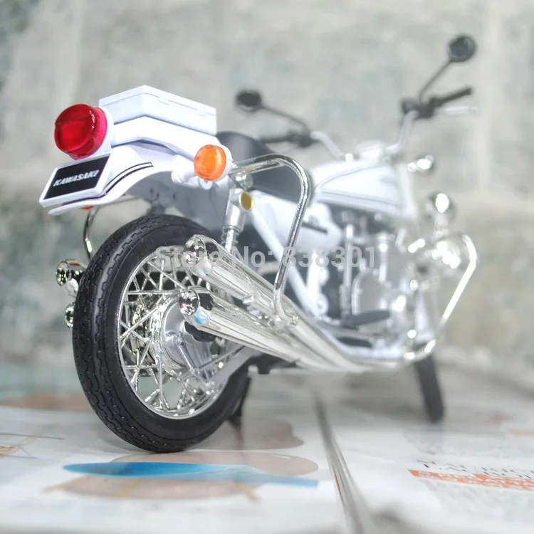 Абсолютно новые 1/12 масштабные игрушки, модели мотоциклов Kawasaki 750 RS-P мотоцикл литая металлическая модель игрушки для подарка/коллекции