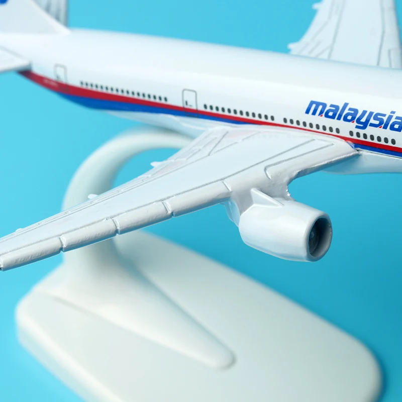 16 см 1:400 малазийский Боинг 777 B777 авиационная модель самолета масштабная