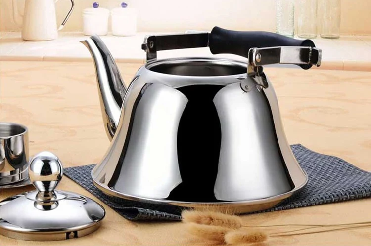 

2018 Limited New Kettle For Gas Stove Chaleira Bouilloire Stainless Steel Whistle Tea Kettle Water Bottle 4L